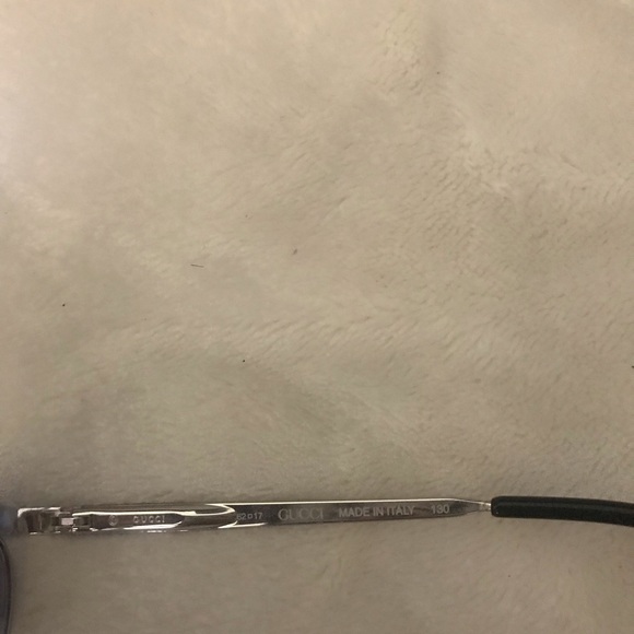 Gucci Sunglasses - Picture 6 of 6